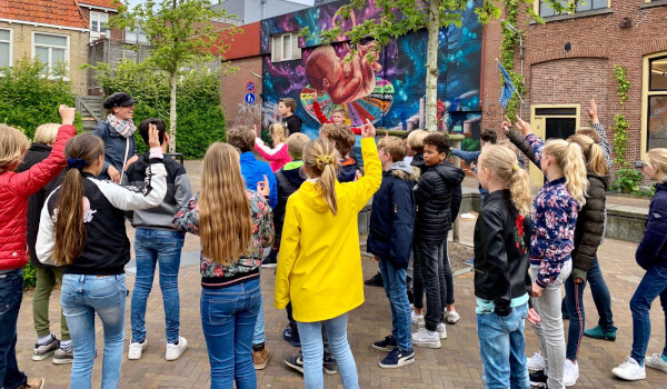 Stadswandelingen in Leeuwarden voor schoolklassen